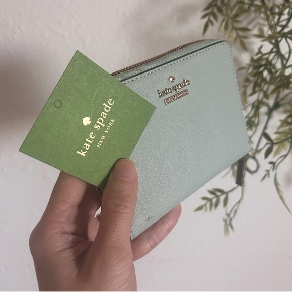 Kate Spade Cameron Street Lainie Wallet Card Case in Misty Mint Color - Picture 6 of 6